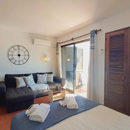 Sea View 2 Apartment *